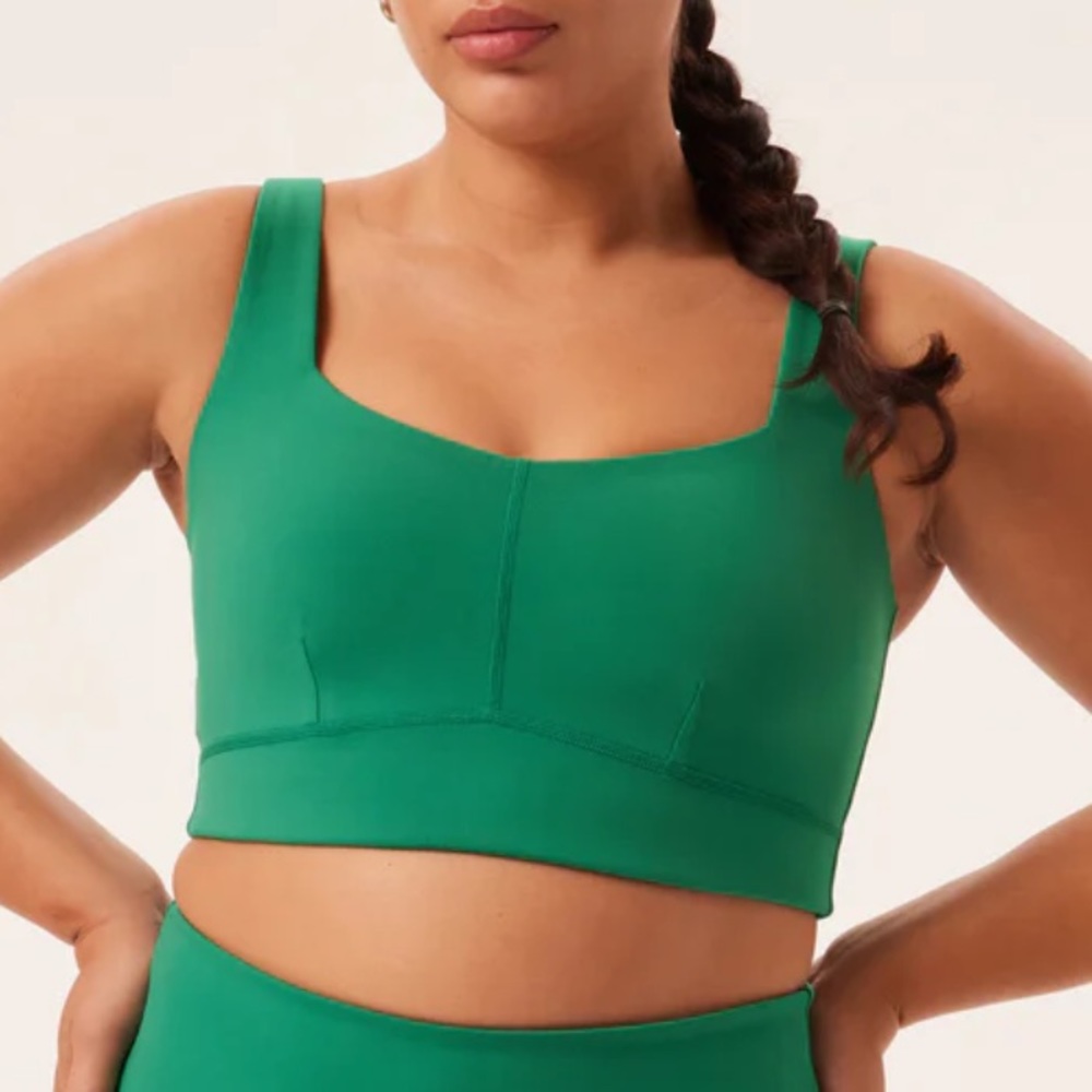 NWT GIRLFRIEND COLLECTIVE LUXE BRA - ADDISON - BUBBLEGUM - M